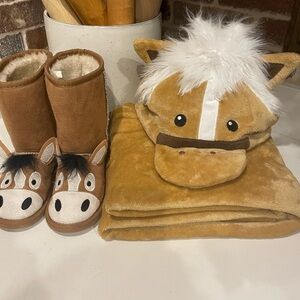 Lazy One Cozy Brown and Cream Slipper